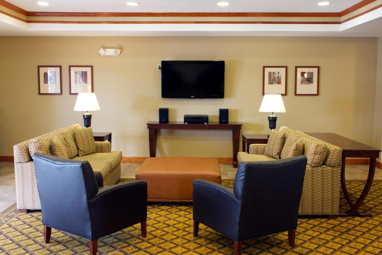 Candlewood Suites Champaign-Urbana University Area By Ihg Exterior foto